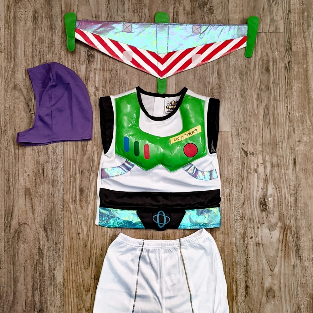 4 Pc NWT Buzz Lightyear Costume - Picture 3 of 5